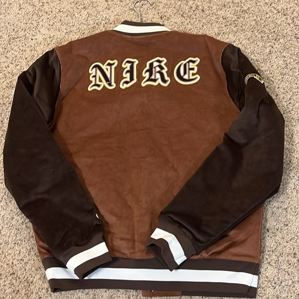 NWT Nike Therma Fit Varsity Jacket, Men’s Sz Medium, Brown - Picture 15 of 15